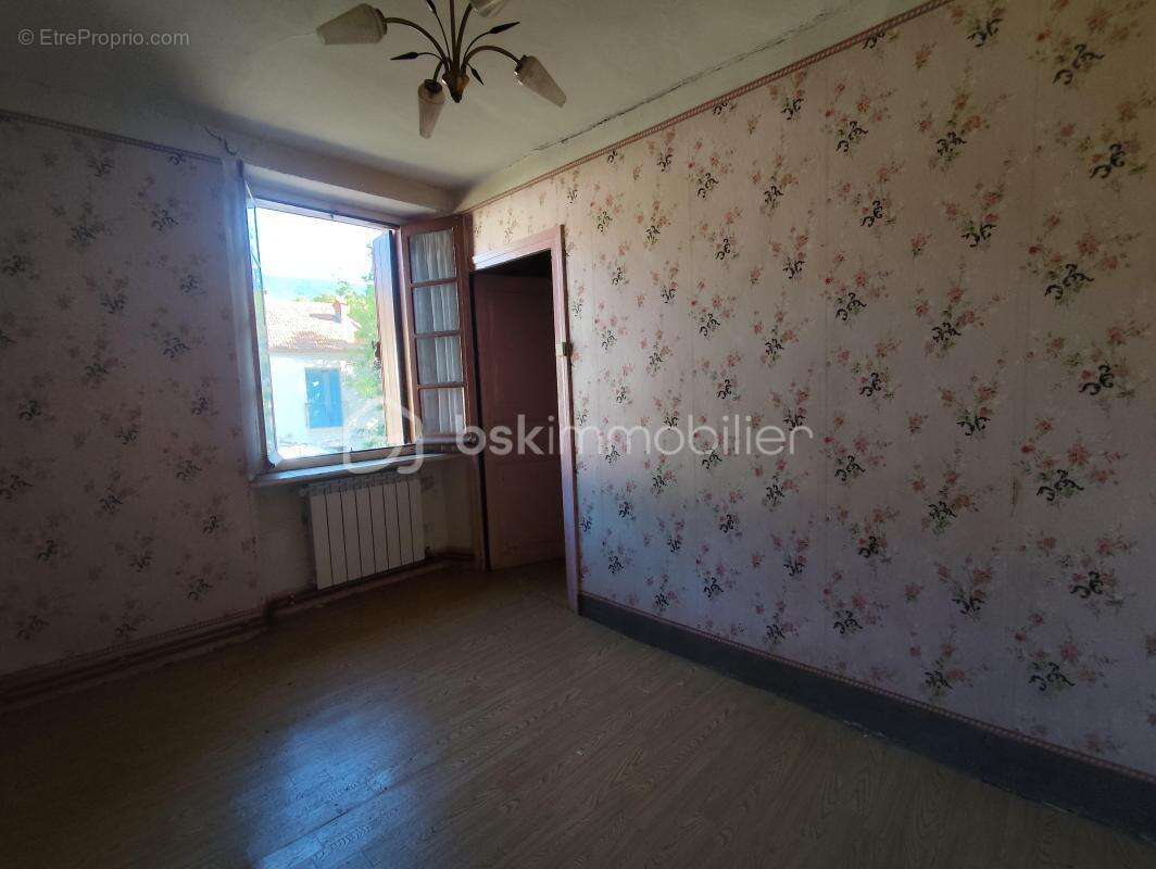 Maison à SAINT-ETIENNE-D&#039;ALBAGNAN