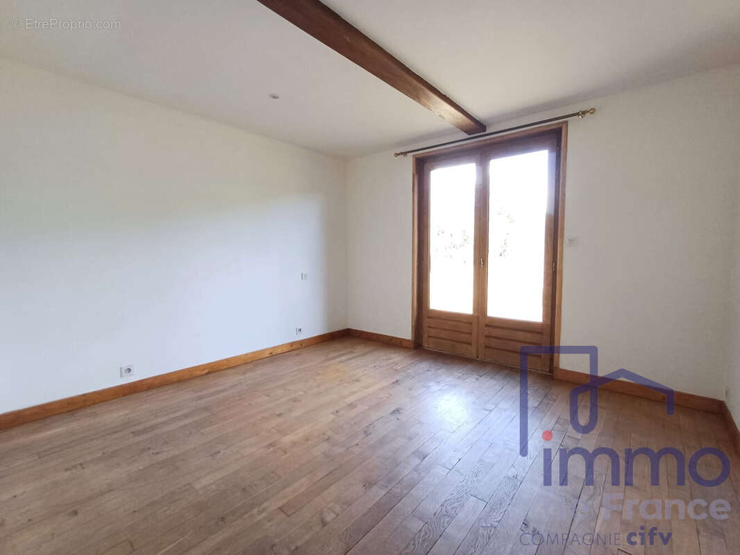 Maison à LA FOUILLOUSE