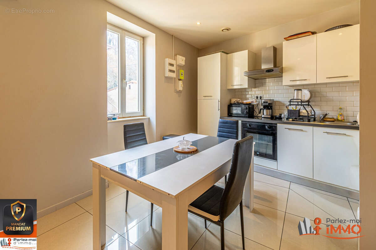 Appartement à THIZY