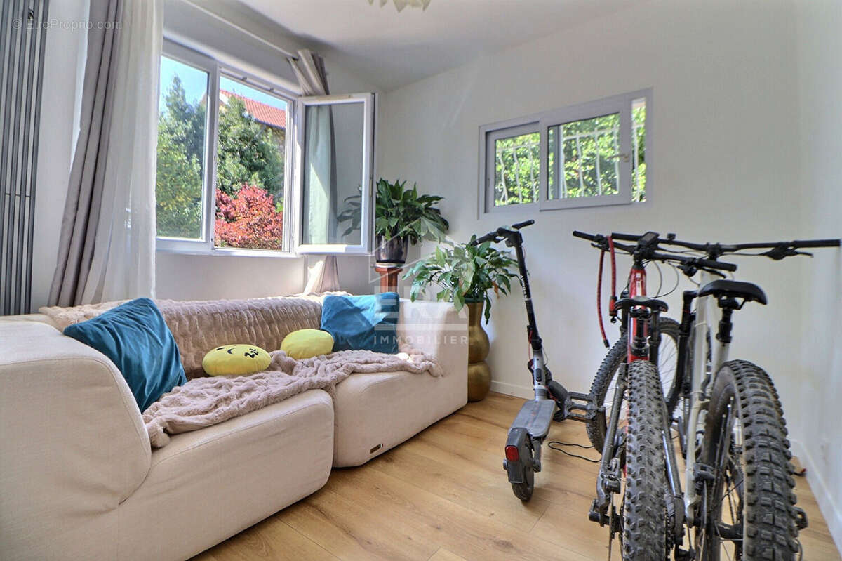 Maison 110m² à saint-leu-la-forêt - photo 8