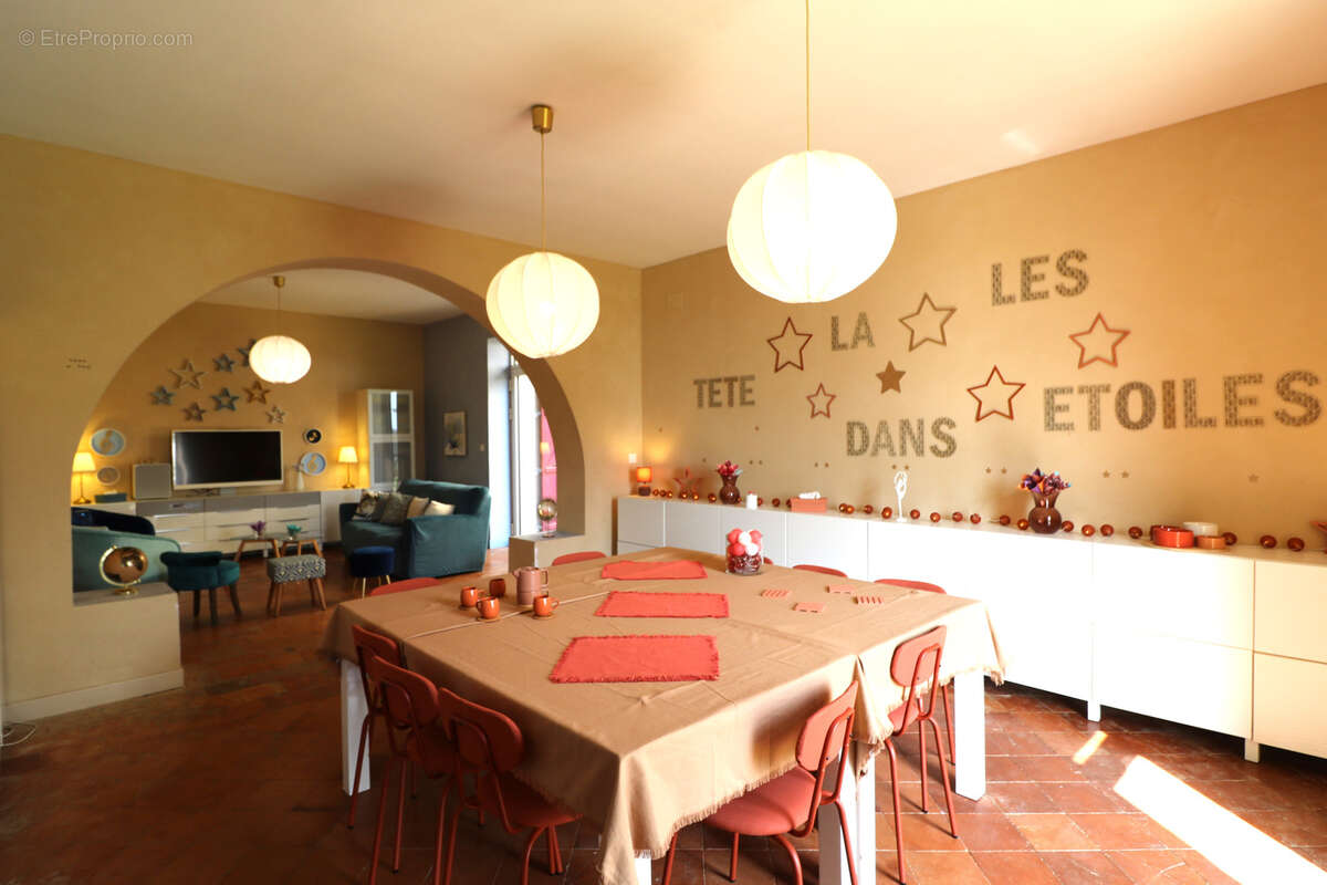 Maison à SARAMON