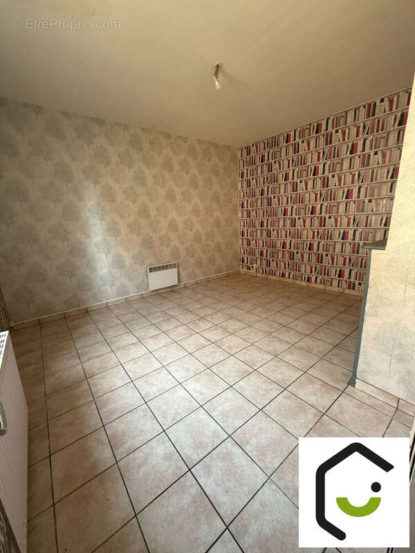 Maison à ROSIERES-EN-SANTERRE