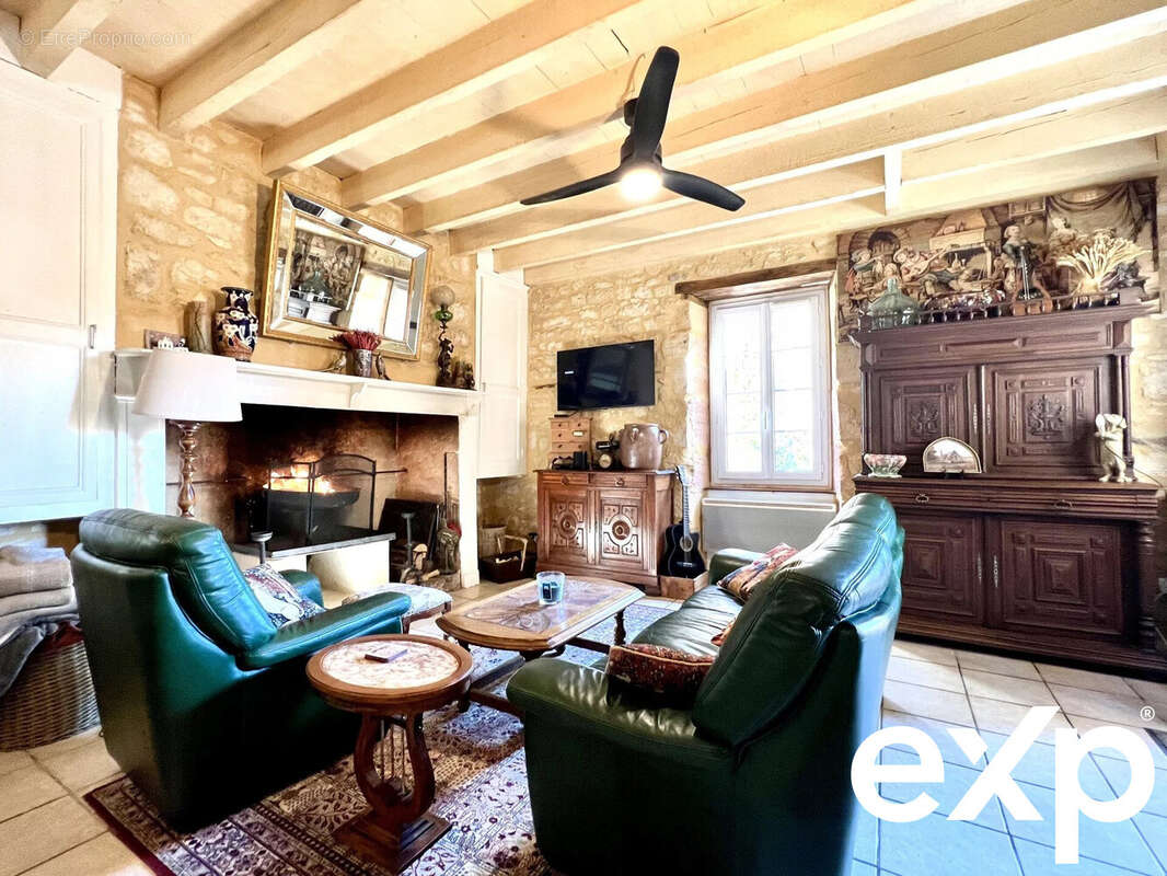 Maison à SAINT-VINCENT-DE-COSSE