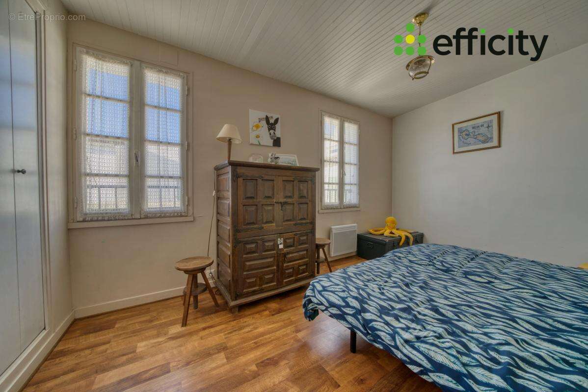 Appartement à SAINT-MARTIN-DE-RE