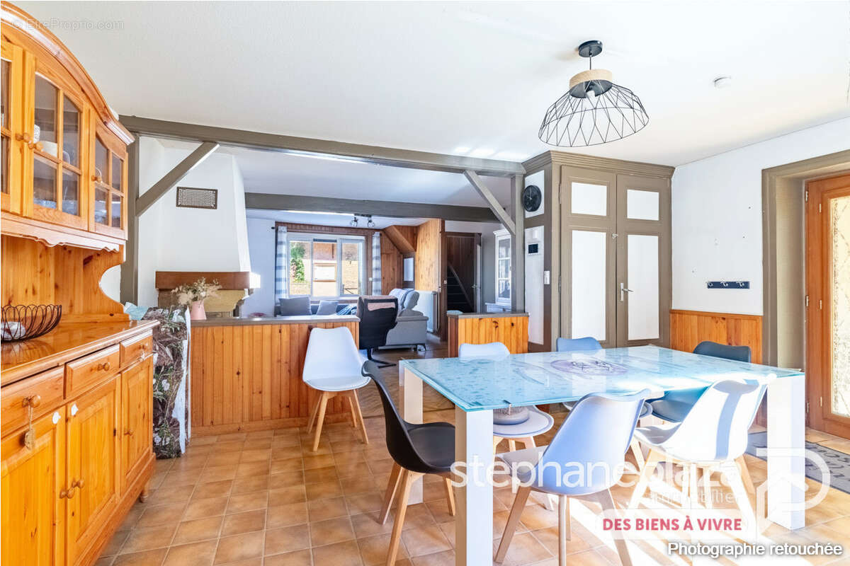 Maison Corcelles En Beaujolais 6 pièce(s) 141 m2 - photo 4