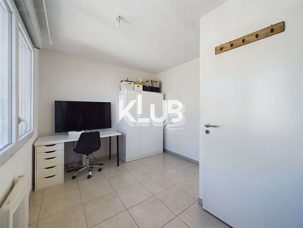 Appartement à MARSEILLE-3E