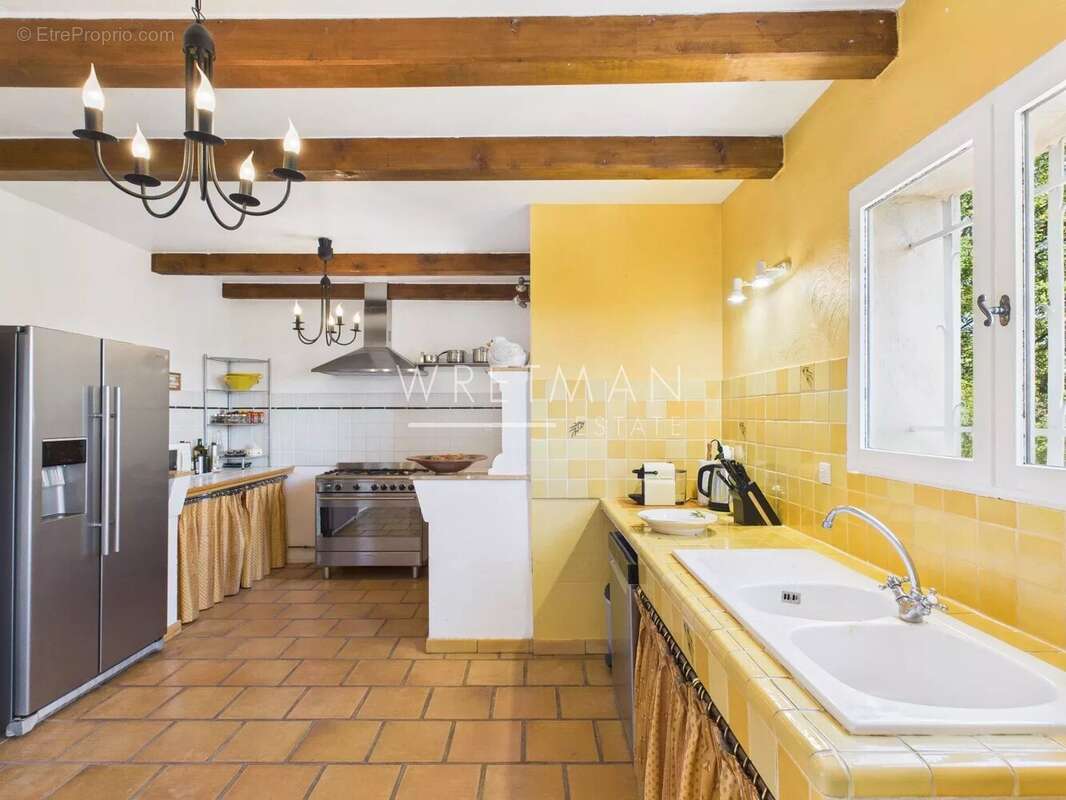 Maison à LE CANNET-DES-MAURES