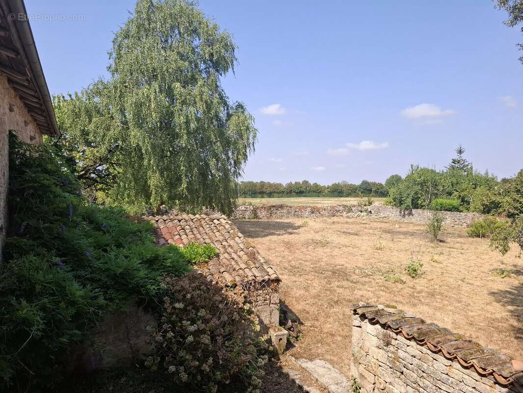 Propriété paisible avec grand jardin au cœur de Melle - photo 19