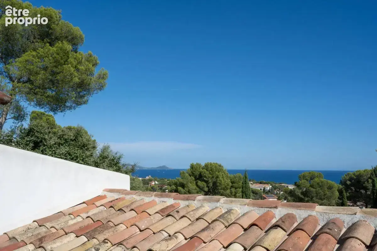 Villa 6 pièces de 177 m² à Saint-Aygulf - photo 22