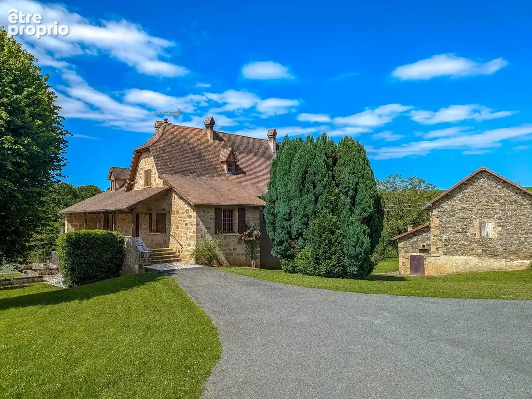 Maison à LACAPELLE-MARIVAL
