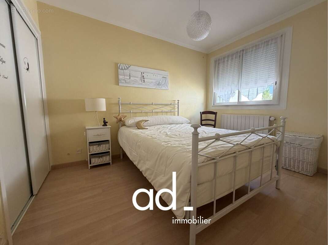 Maison 108 m² à Saint-Xandre  - photo 8