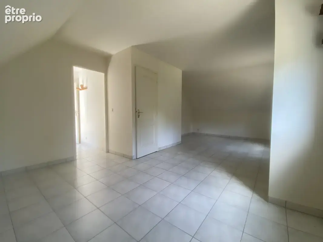 Maison centre - photo 19
