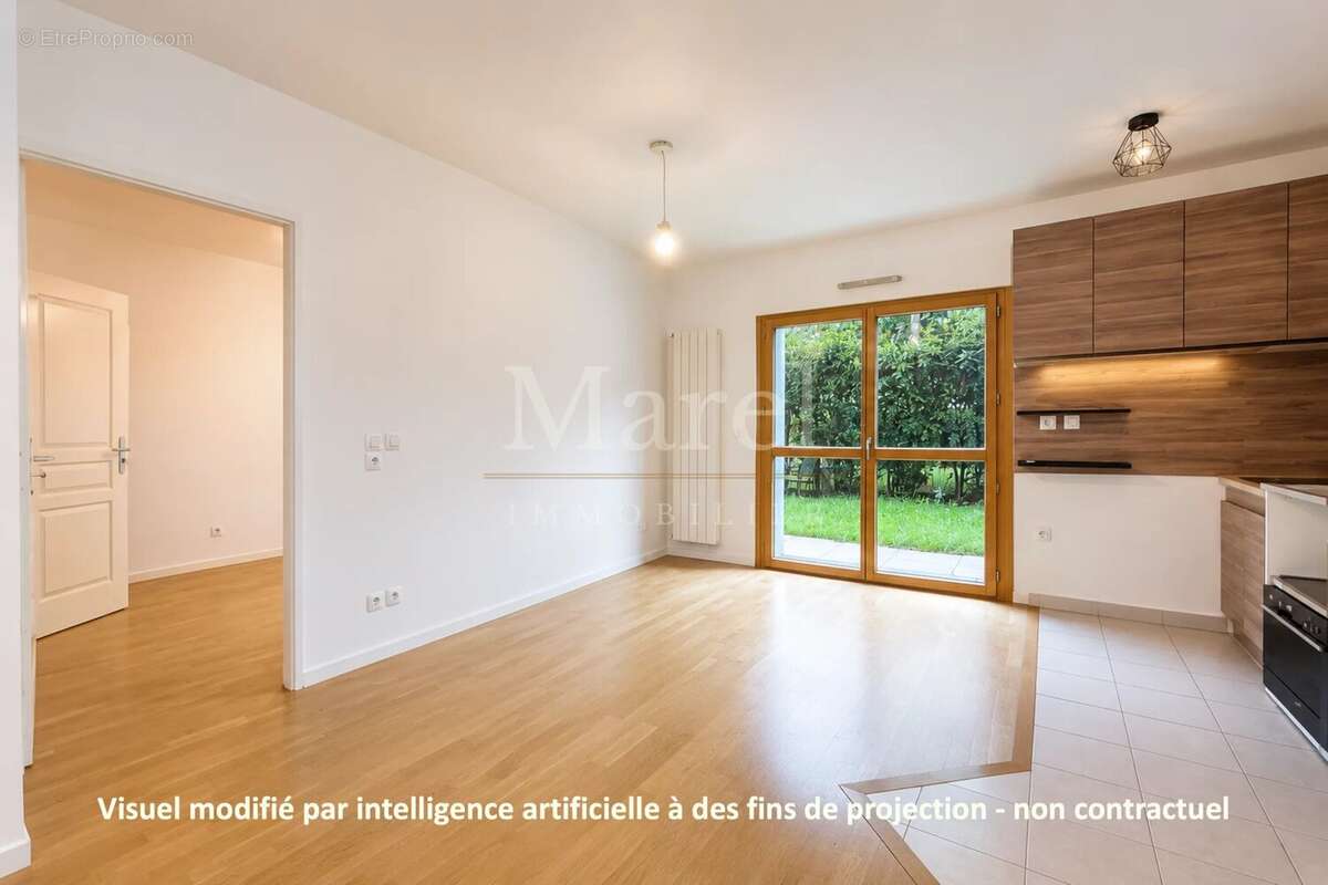Appartement à COURBEVOIE