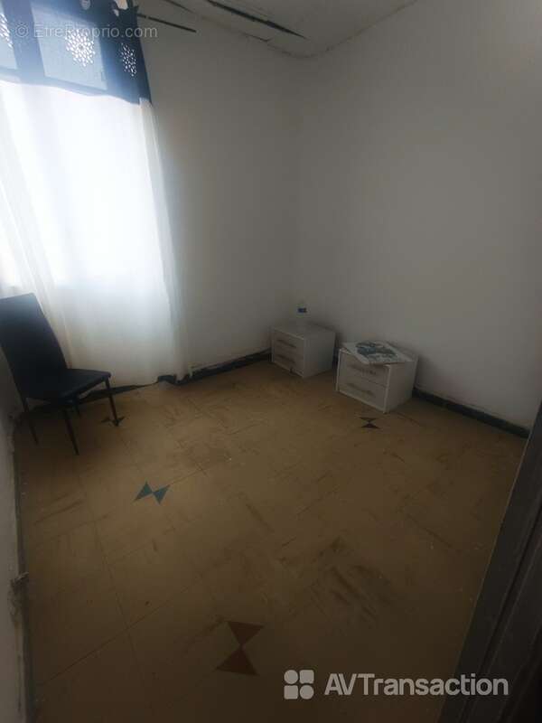 Appartement à MARSEILLE-3E