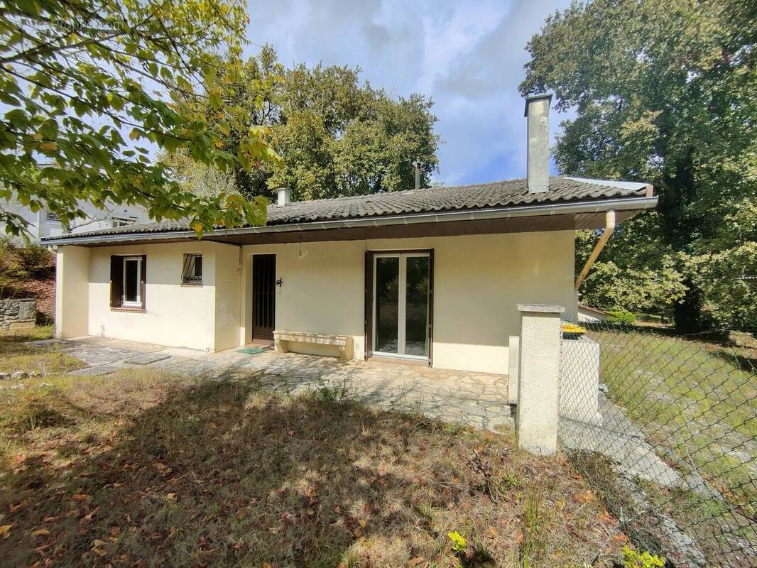 Maison à CABANAC-ET-VILLAGRAINS