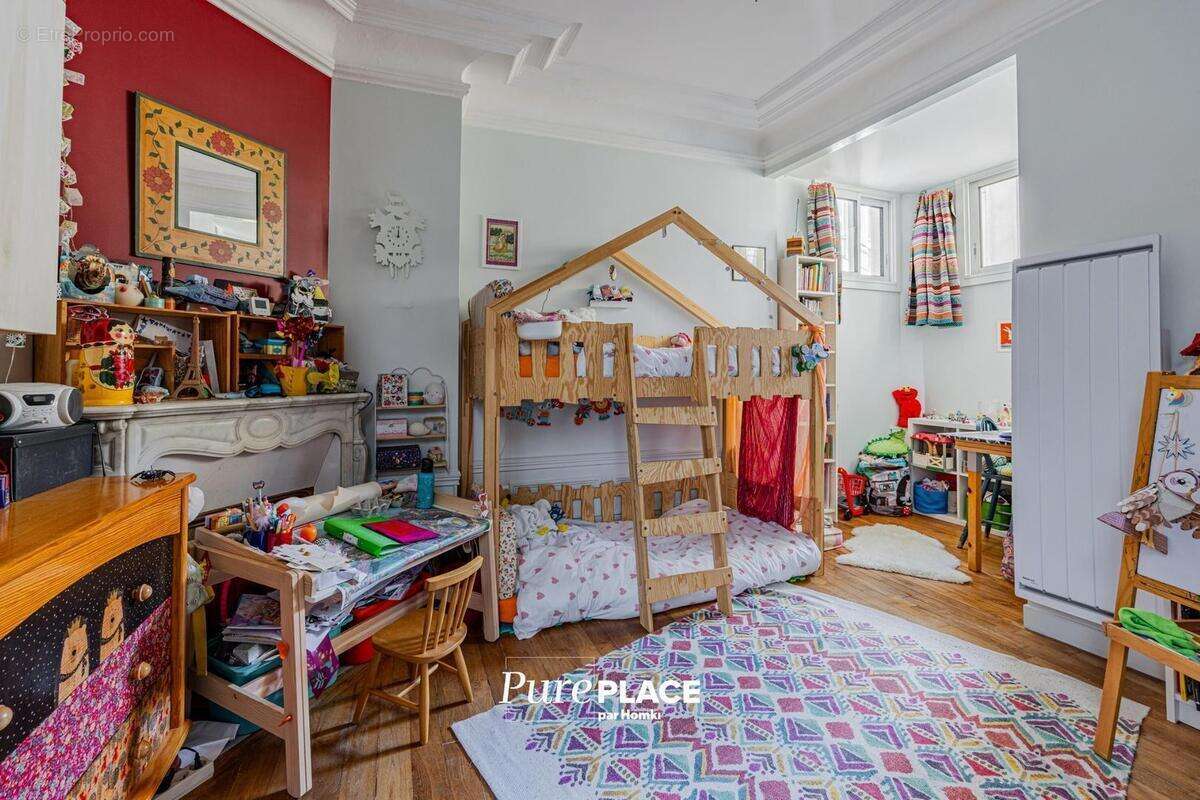 Appartement à PARIS-9E