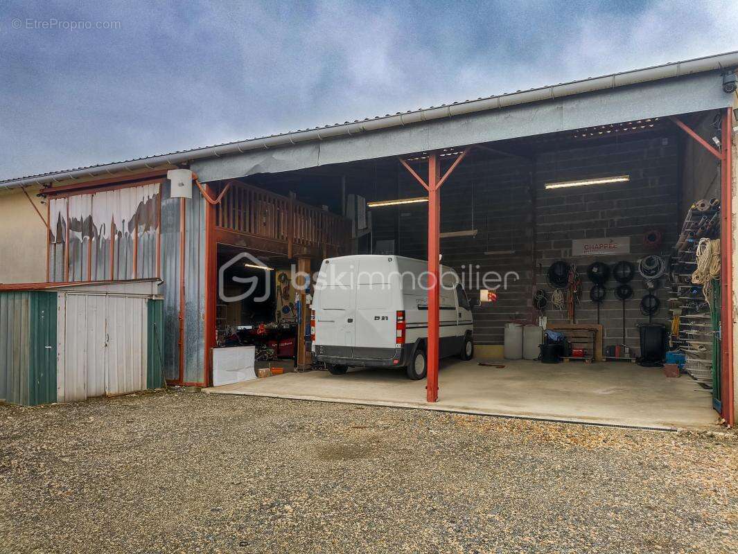 Appartement à SAINT-PATERNE-RACAN