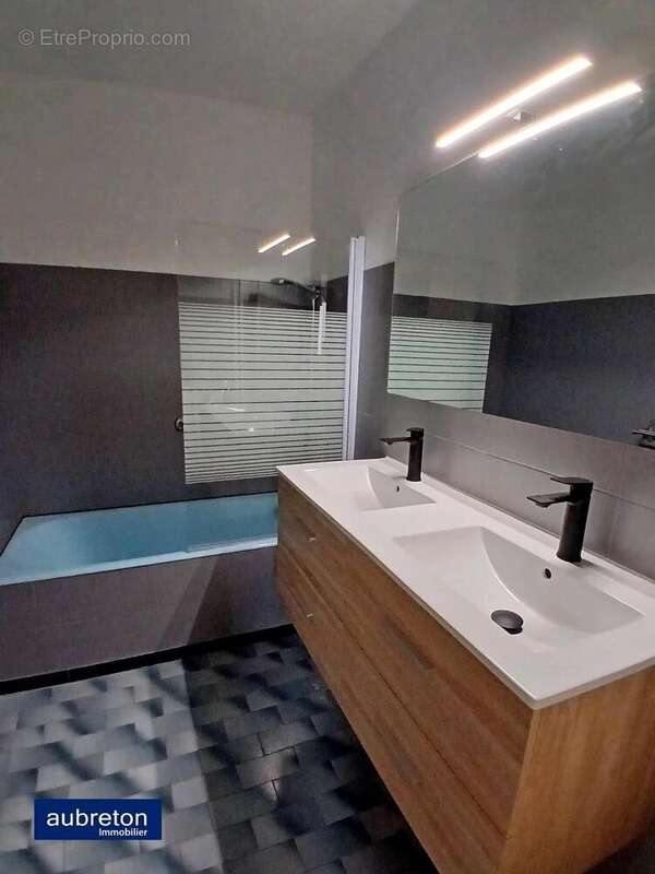 Appartement 102 m² à Grenoble  - photo 11