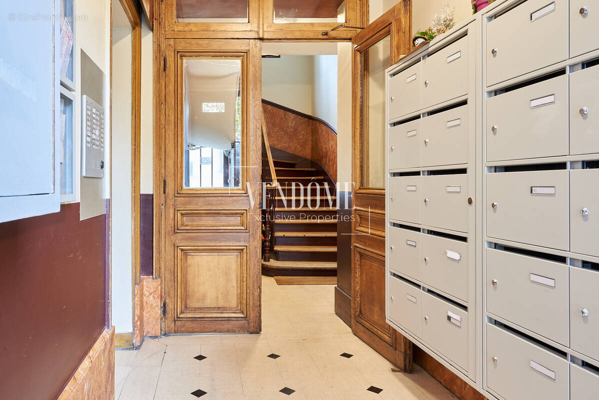 Appartement à PARIS-10E