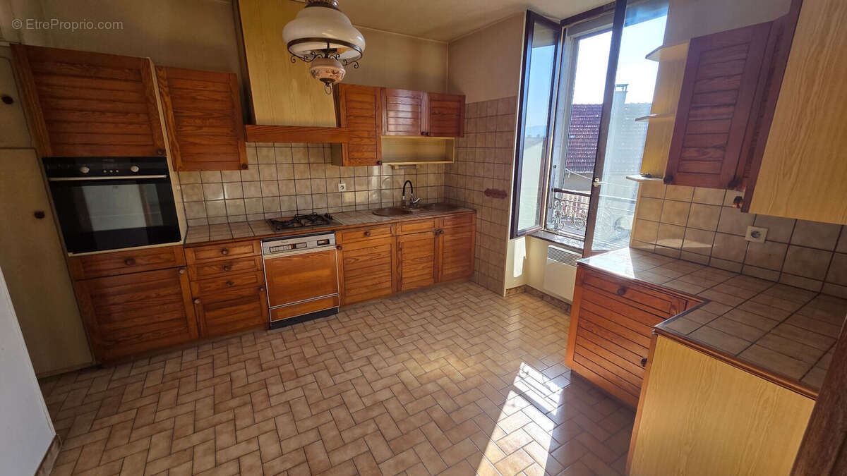 Appartement à BELLEGARDE-SUR-VALSERINE
