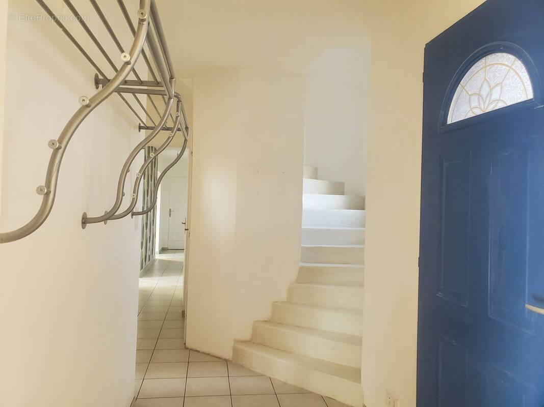 Maison à CHAMPNIERS