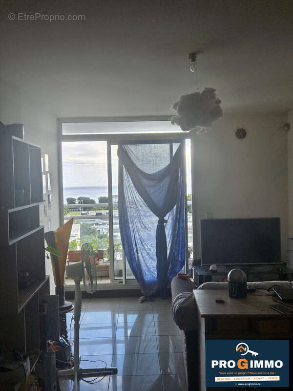 Appartement à SAINT-DENIS