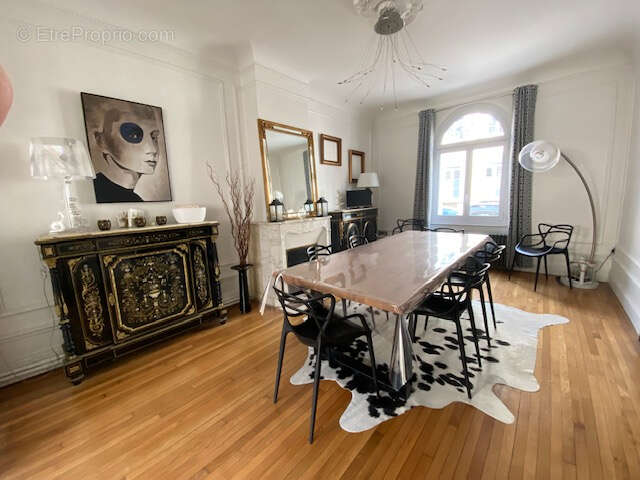 Maison à SAINT-QUENTIN