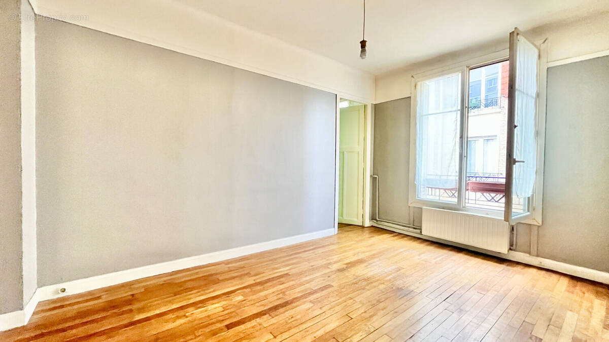Appartement à PARIS-19E