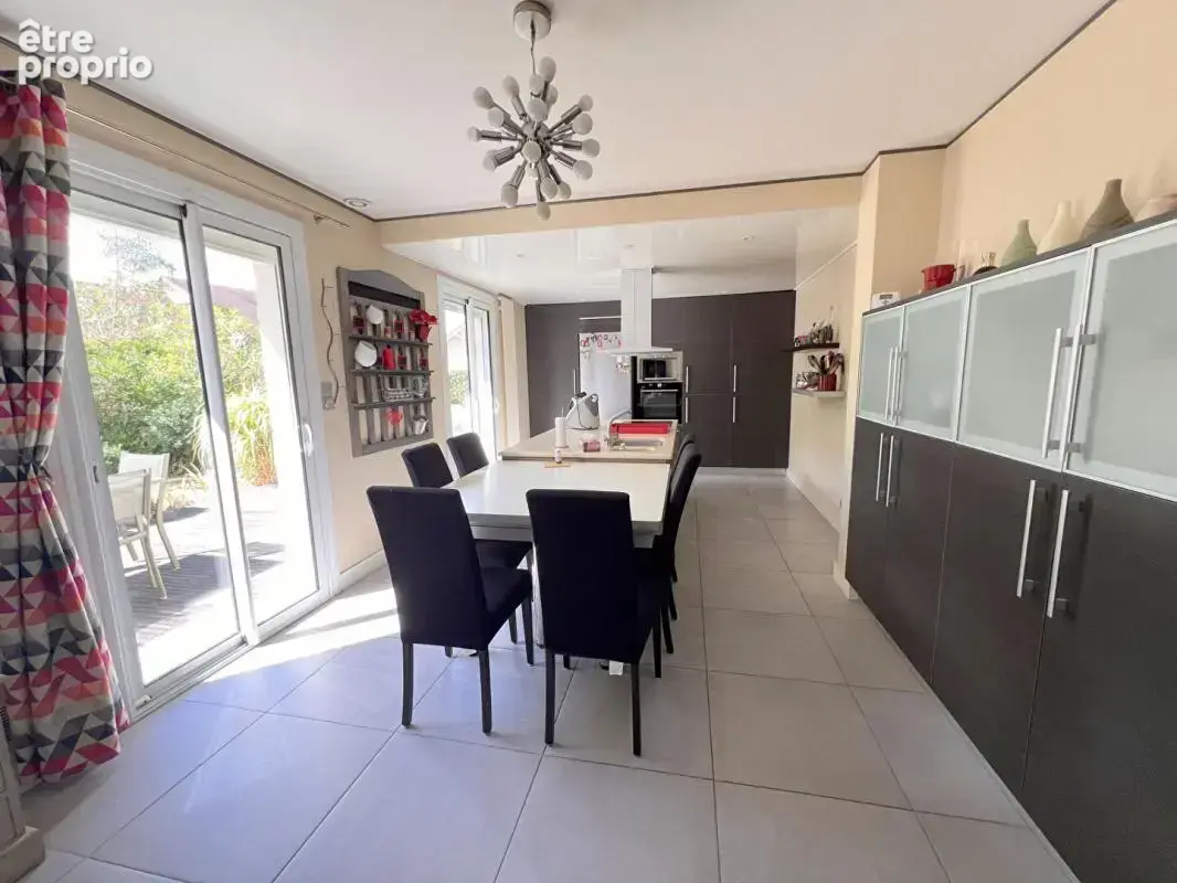 Maison - Yvré L'Evêque - 5 pièce(s) - 132 m² - photo 7