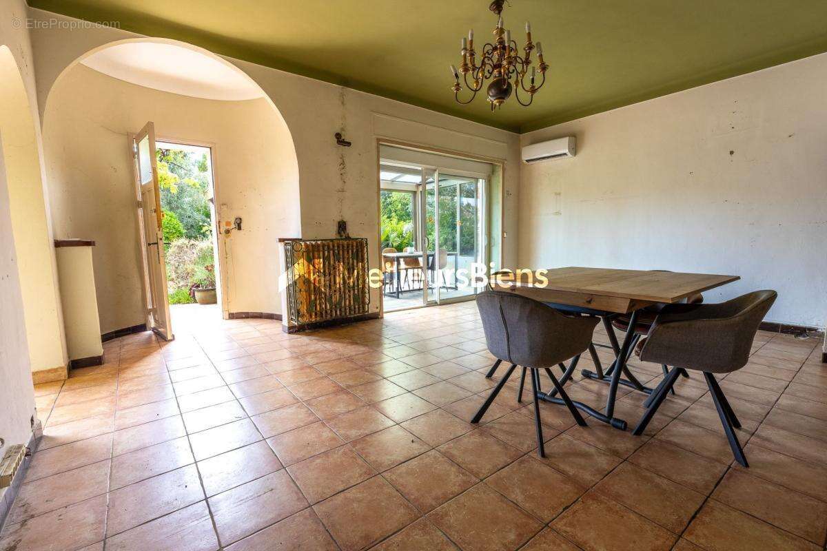 Maison à FREJUS
