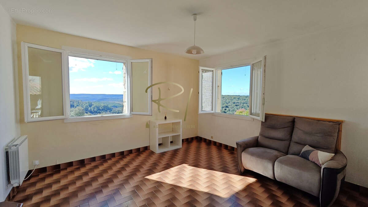 Maison à ORGNAC-L&#039;AVEN