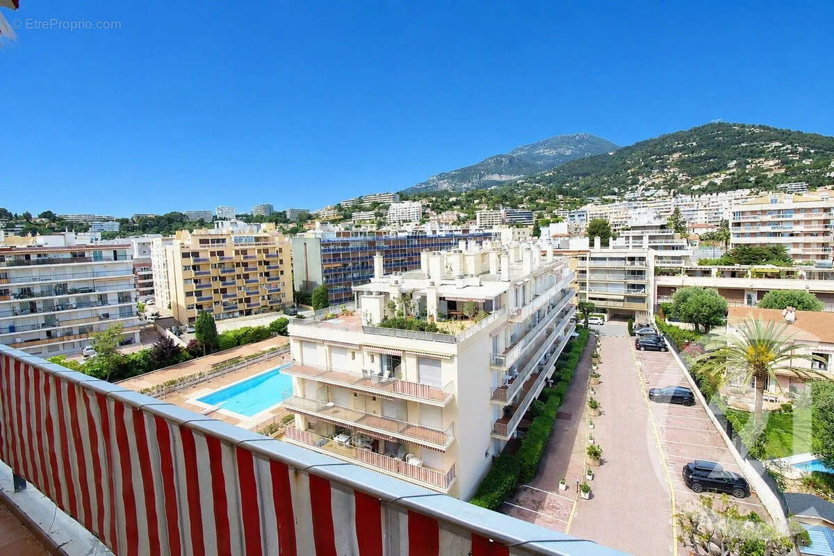 Appartement à ROQUEBRUNE-CAP-MARTIN