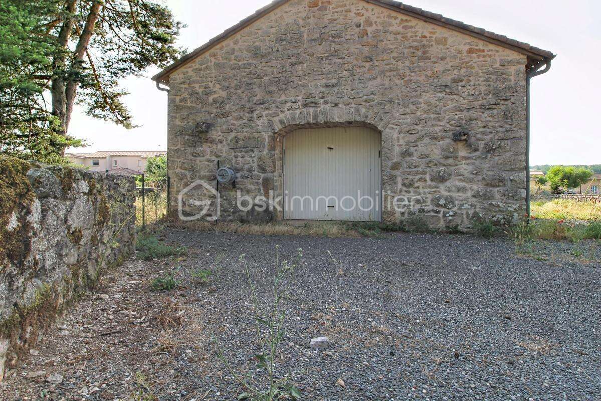 Maison à LA CAVALERIE