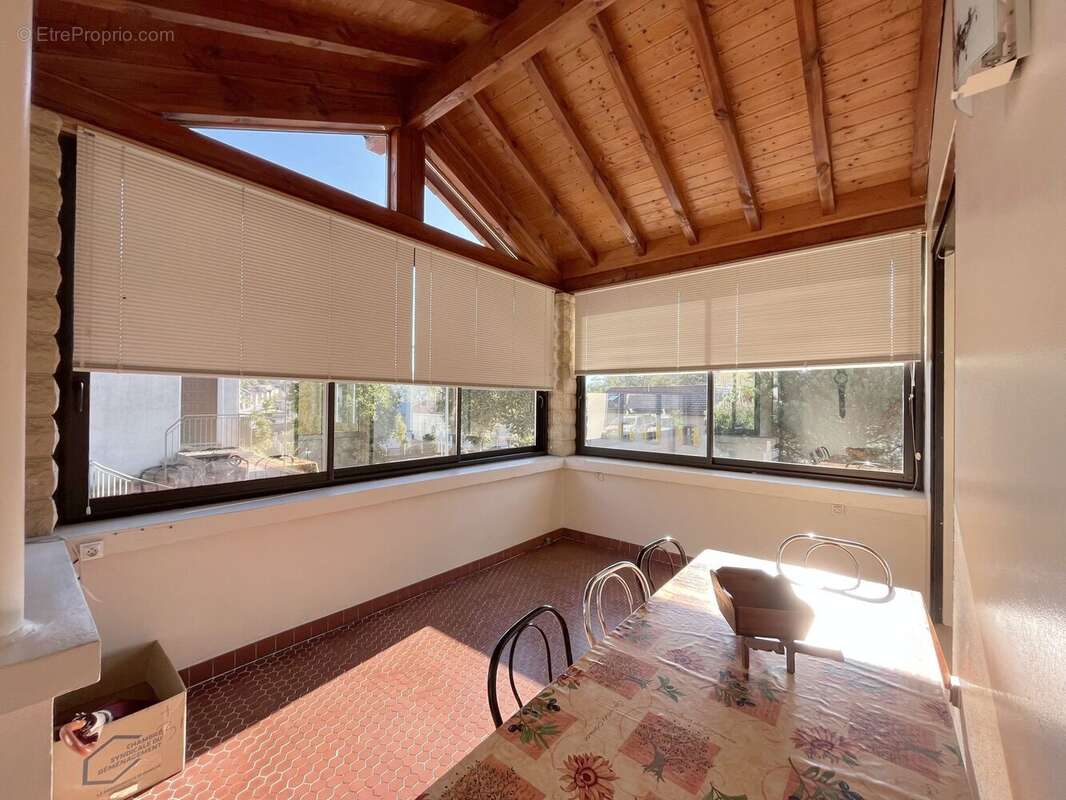 Maison à LE CHEYLARD