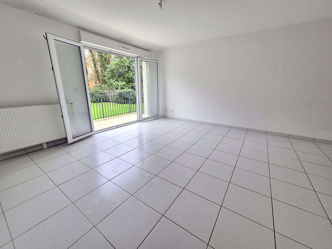 Appartement à ELANCOURT