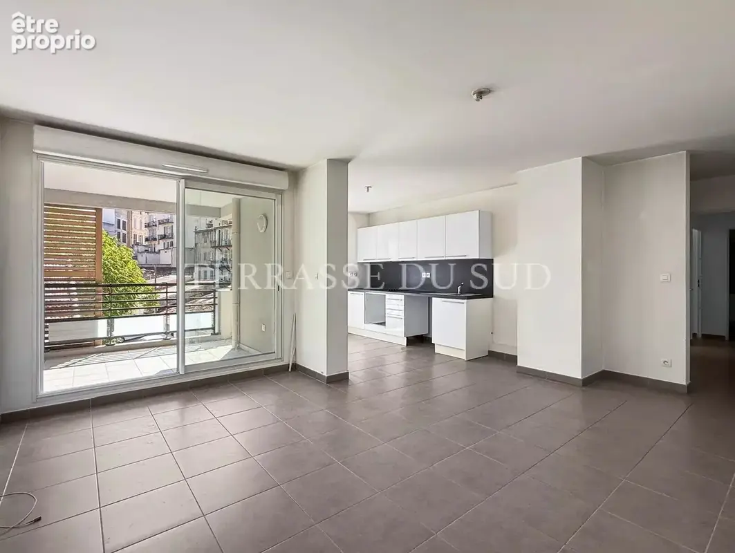Vente Appartement 3 Pièces 67 m2 avec Terrasse - Quartier Breteuil - Marseille 6 - photo 5