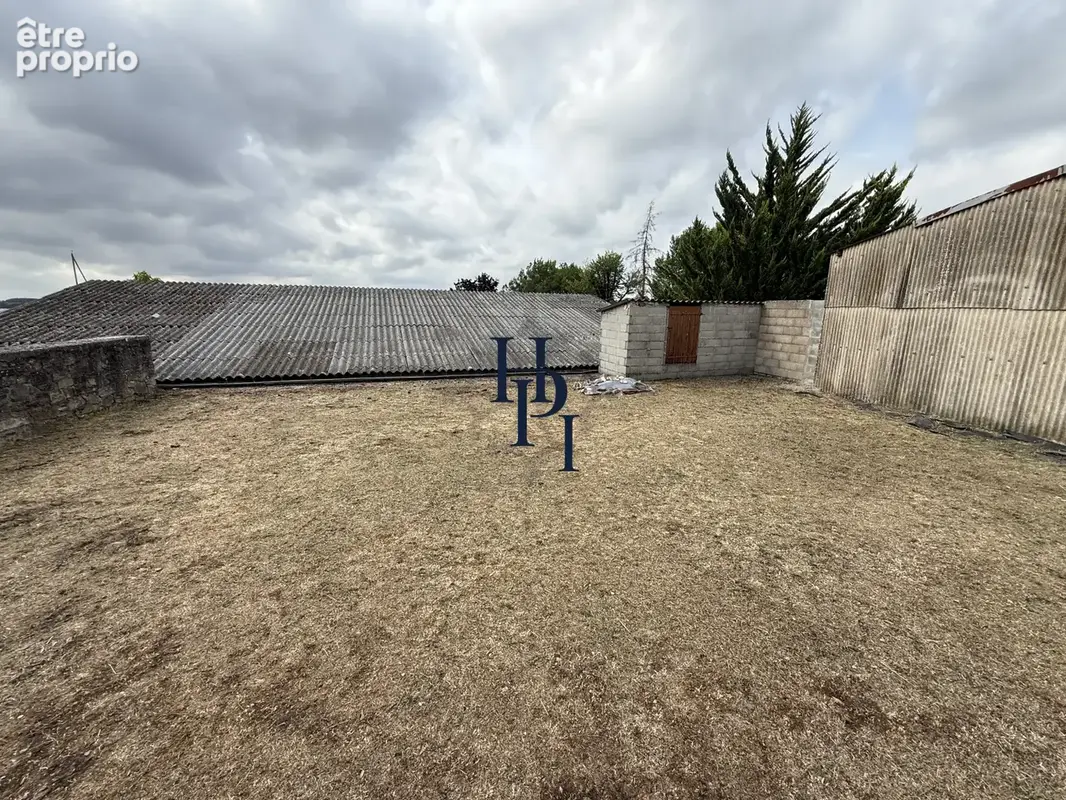 Vente dépôt avec hangar et terrain constructible Saint Affrique - photo 2