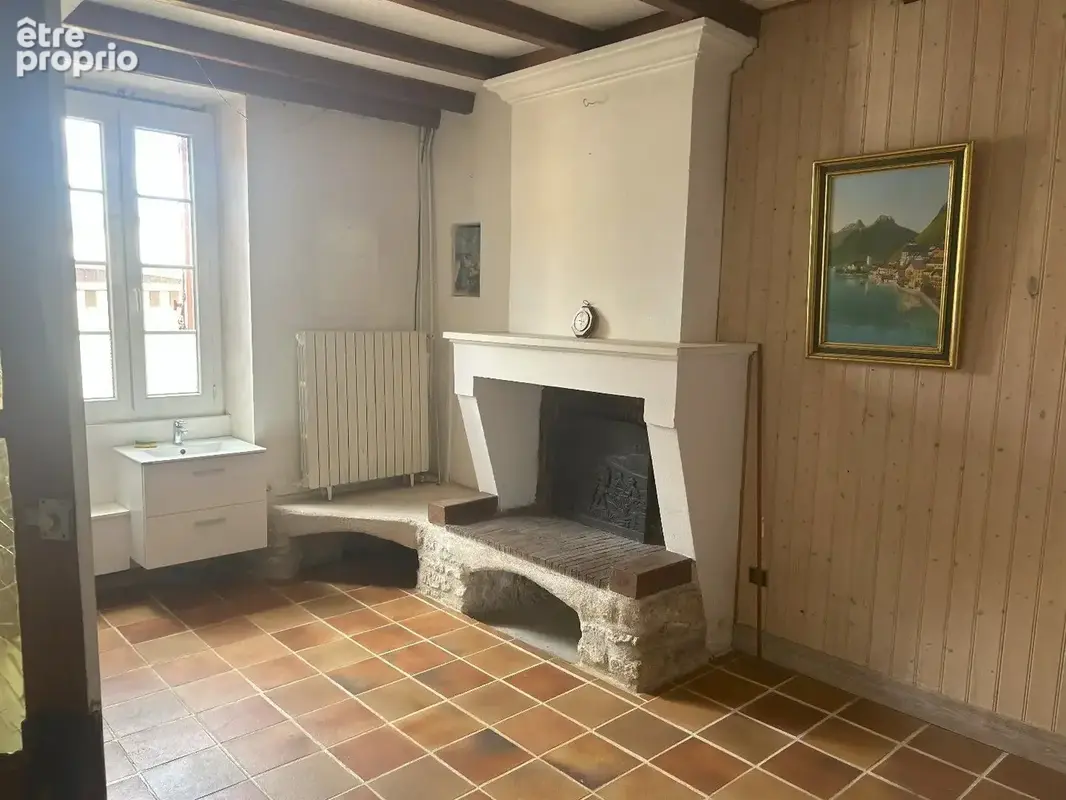 Maison de caractère avec grandes dépendances et jardin de 1 200 m² - photo 3