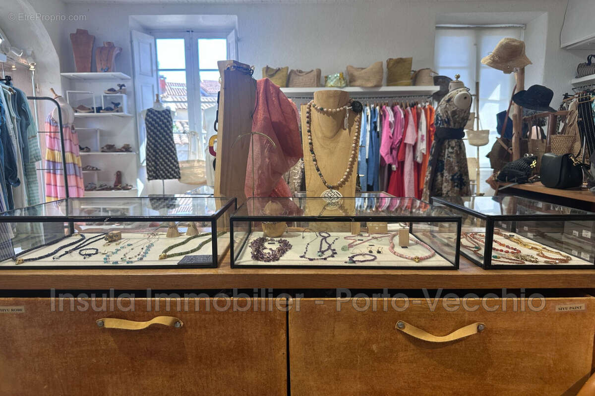 Commerce 40 m² à Porto-Vecchio  - photo 5