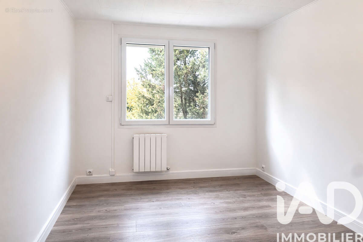Photo 9 - Appartement à BAGNOLS-SUR-CEZE