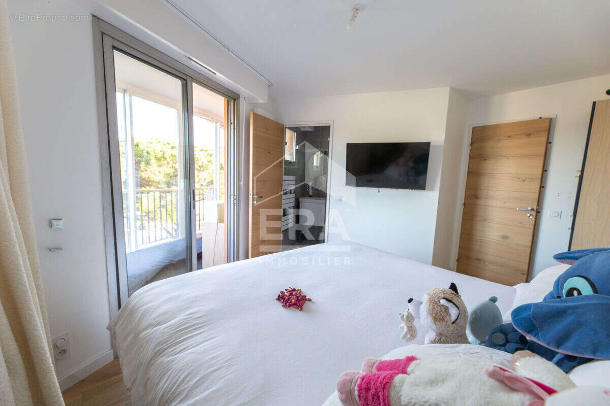 Appartement à MANDELIEU-LA-NAPOULE