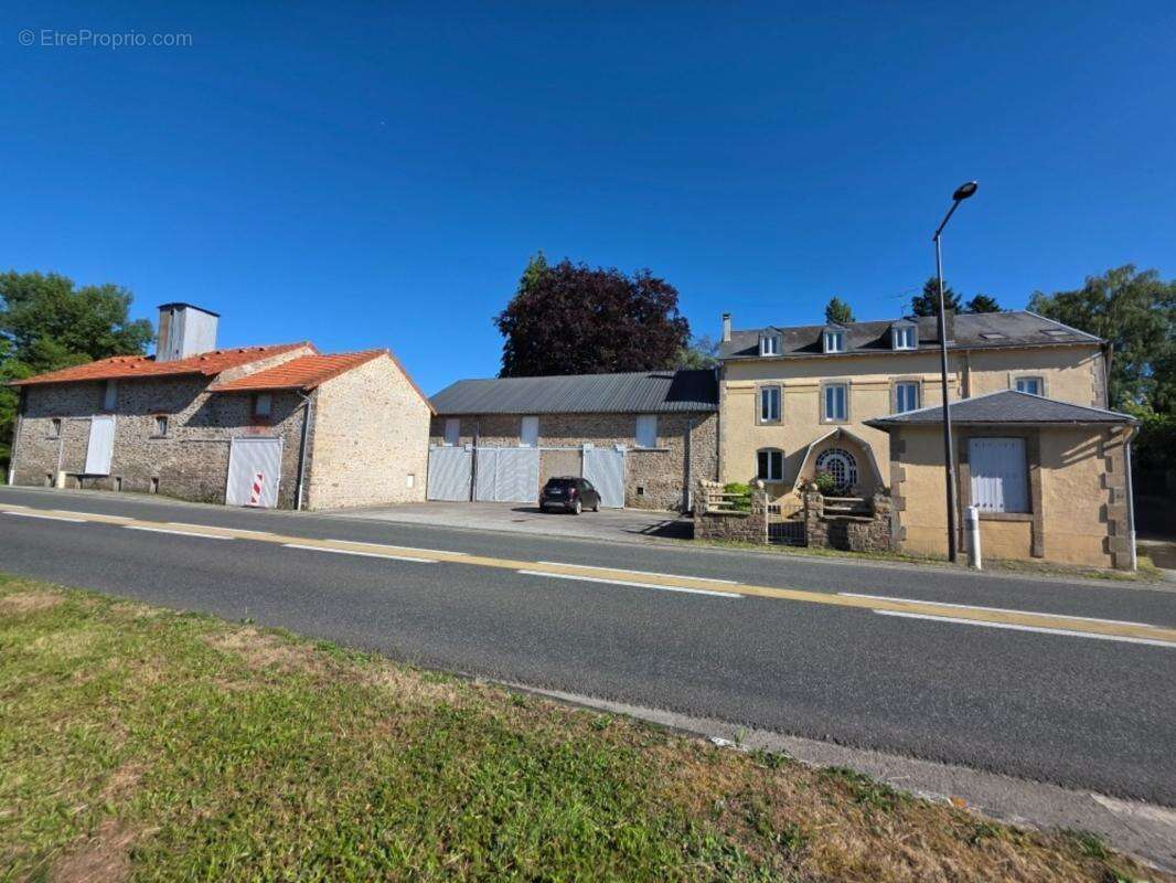 Immeuble à vendre SAINT SORNIN LEULAC (87) - photo 9