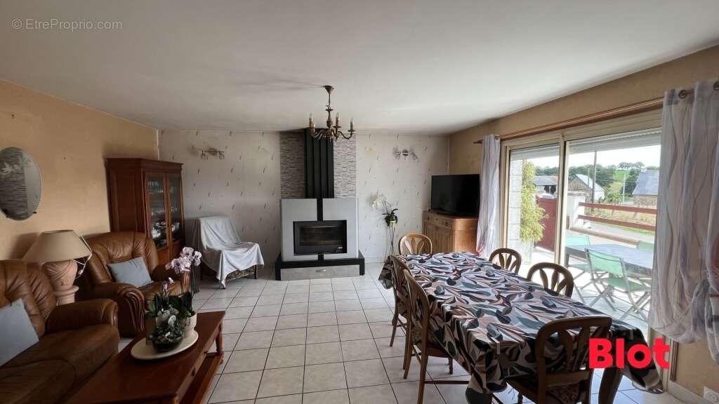 Maison à ERCE-PRES-LIFFRE