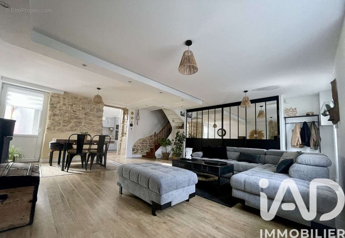 Maison 113 m² à Saint-Andre-Des-Eaux  - photo 4