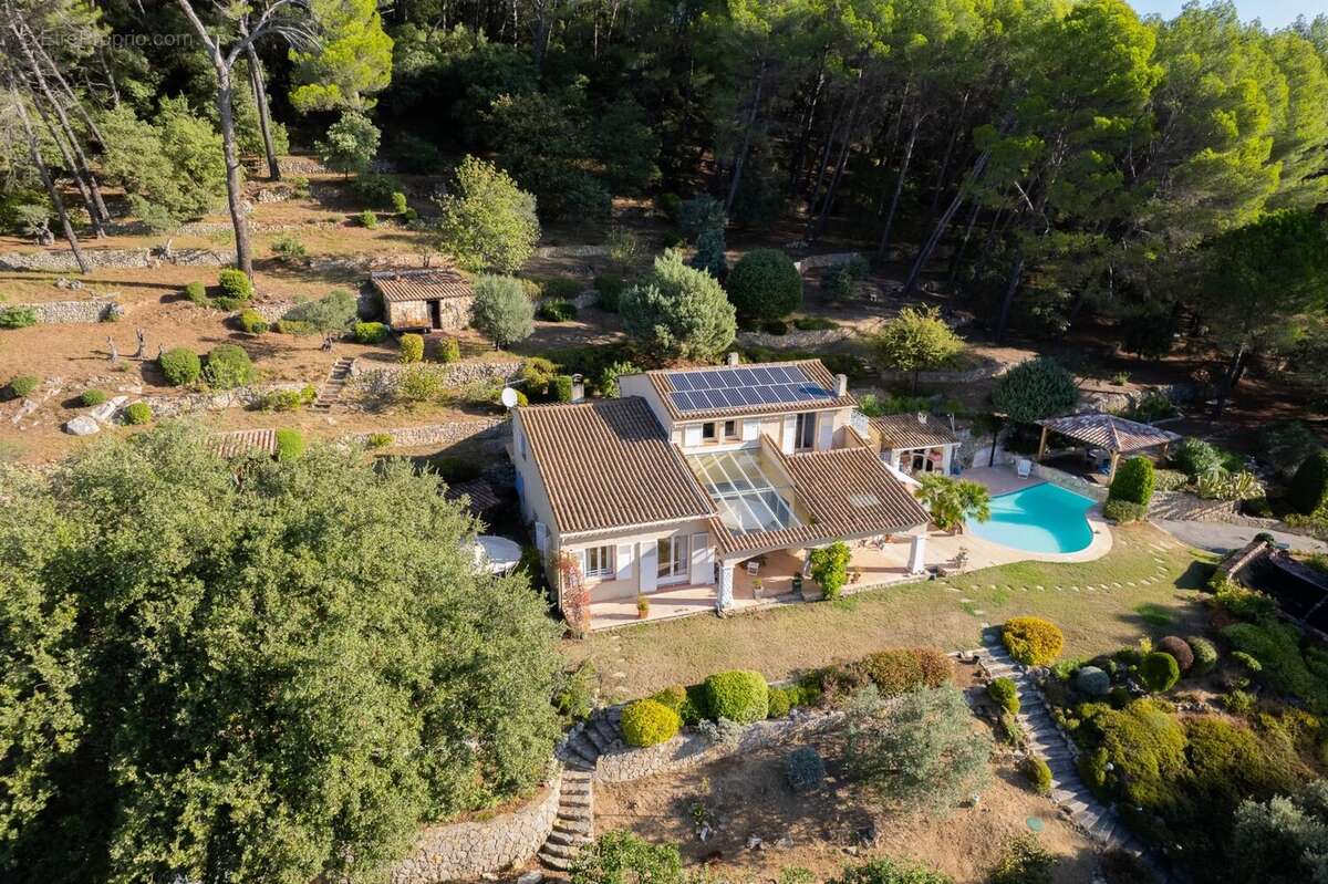 Maison à LORGUES