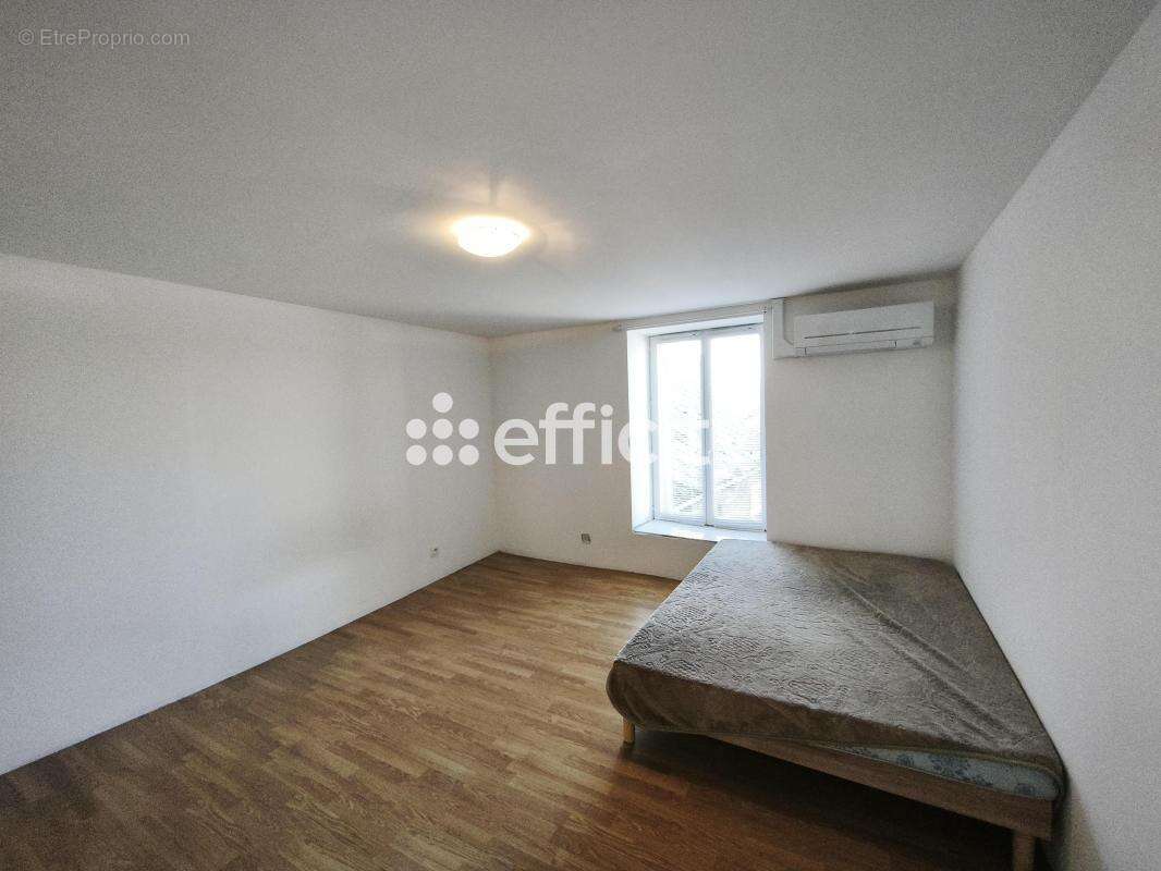 Maison 186 m² à Collinee  - photo 2