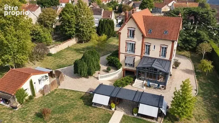 Maison 9 pièces 302 m² à vendre à Solers (77111) - photo 3