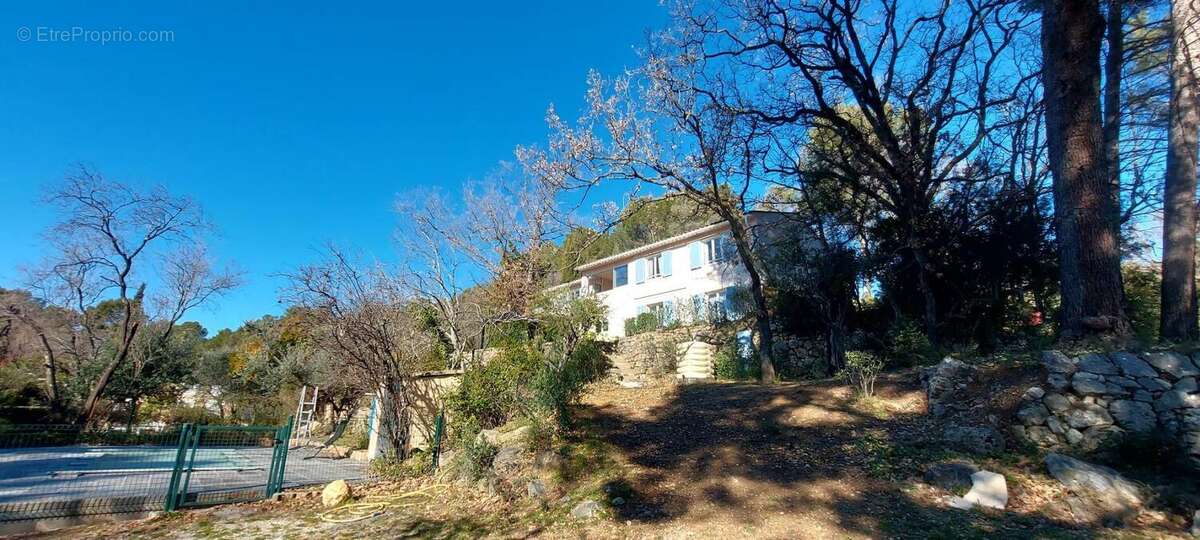 Maison à DRAGUIGNAN