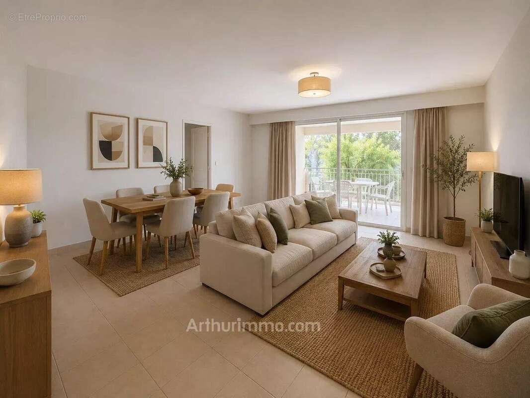 Appartement à MOUANS-SARTOUX