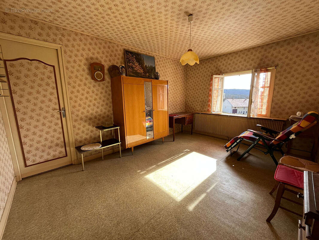 Maison à HAUTEVILLE-LOMPNES